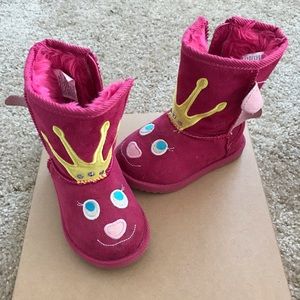 Jumping Bean Pink Crown Boots